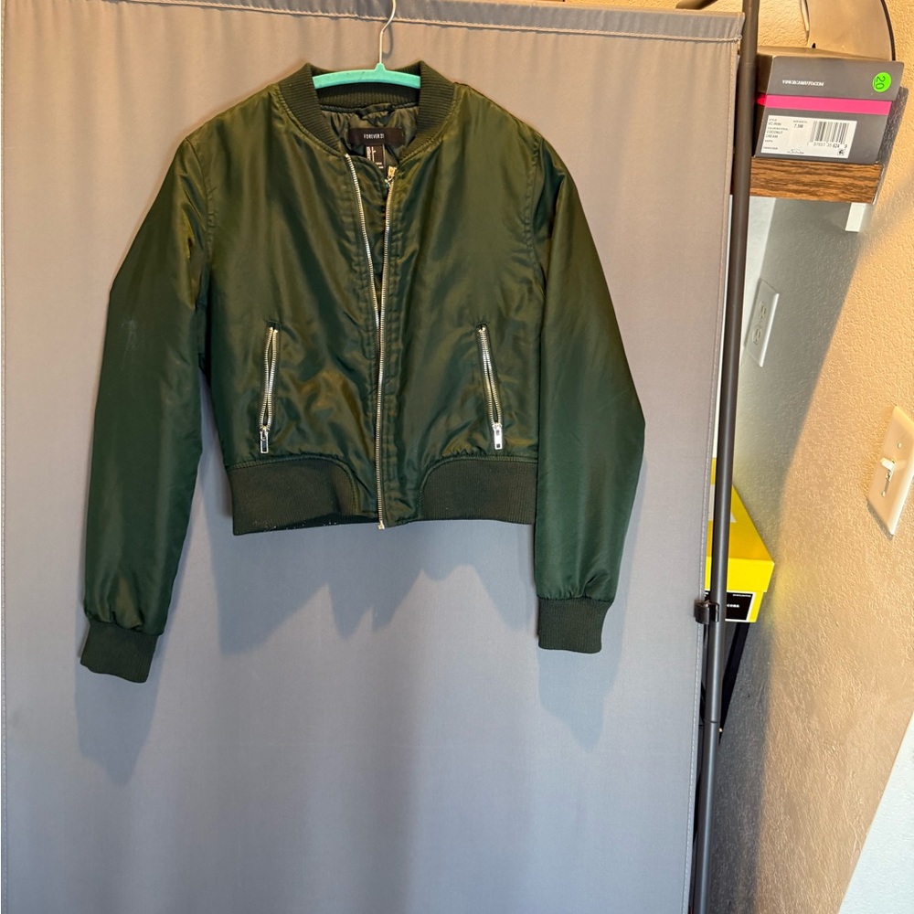 Forever 21 Women's Dark Green Bomber Jacket